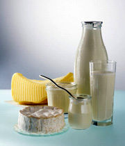 عضو هیئت مدیره فرآورده‌های لبنی: هیچ گونه افزایشی در قیمت شیر خام نخواهیم داشت