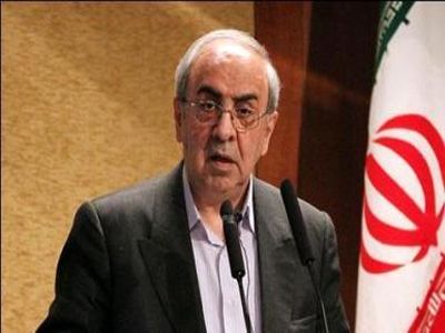 معاون وزیر نفت: پرداخت یارانه‌ها پروژه‌های نفتی را متوقف کرد