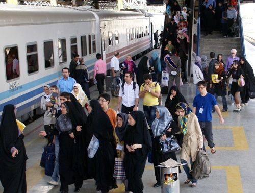 نعمتزاده: هیچ واگن دسته دوم اجازه ورود به خطوط ریلی را ندارد
