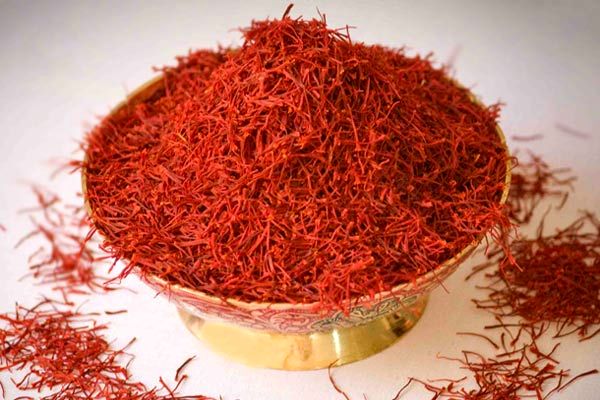 رئیس اتحادیه صادرکنندگان زعفران: اسپانیا 40 تن از ایران زعفران خرید و به اسم خودش صادر کرد