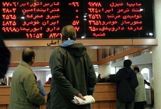 تالار شیشهای در اردیبهشت ماه،کاهش 44 درصدی معاملات بورسی را تجربه کرد