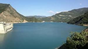 حجم آب ورودی به سدهای کشور 14 درصد کاهش یافت