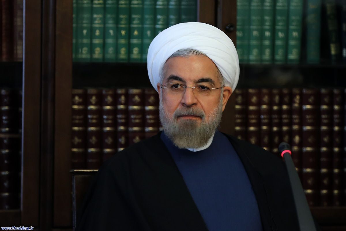 6 اقتصاددان مجلس طی نامه‌ای به رئیس جمهور نسبت به بالا رفتن  قیمت نان و سوخت اعتراض کردند