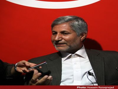 رئیس سابق صندوق توسعه ملی: افزایش فروش نفت خام با لغو تحریم‌ها خوشحالی ندارد!