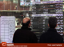 قیمت دلار در بازار دو تومان افزایش شد