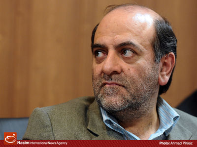 زریباف:  لیبرال‌های ترسو فکر می‌کنند اگر تحریم‌ها برداشته نشود بیچاره می‌شویم