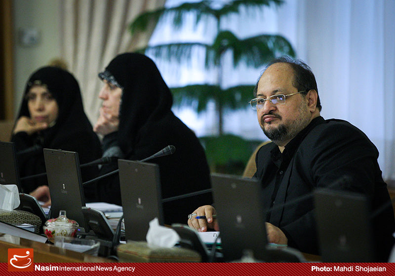 معاون روحانی گرانی 6 درصدی قیمت کالاهای اساسی را ابلاغ کرد