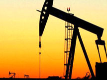 وال استریت ژورنال: تولید نفت آمریکا در ماههای آینده روند کاهشی خواهد داشت