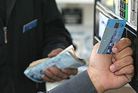 موجودی بنزین 700 تومانی به یک میلیارد لیتر کاهش یافت
