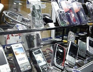 واردات قاچاق گوشی موبایل سالانه 200 میلیون دلار از درآمد دولت را بر باد میدهد