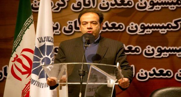 رئیس پارلمان بخش خصوصی: ایران 15 برابر نیازش کارمند دارد