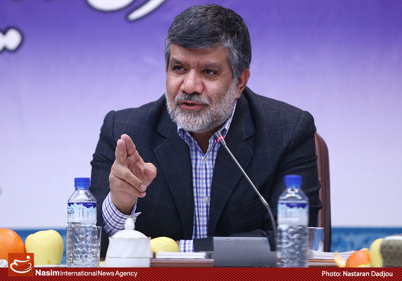 خسروتاج: ممنوعیت صادرات فرش دستباف به آمریکا لغو شد