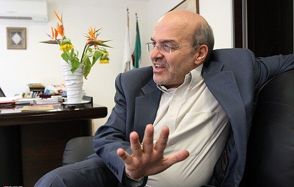 کلانتری: قاچاق انبوه میوه از معابر دولتی صورت می‌گیرد
