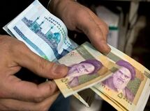 عیدی کارمندان دولت در پایان سال 750 هزار تومان تعیین شد