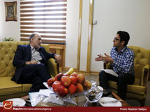 معاون سابق ارزی بانک مرکزی: بانک‌های خصوصی دلار را گران کردند