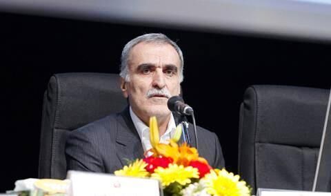 معاون  بانک سینا: بانک‌ها بخشنامه سود بانکی بانک مرکزی را دور می‌زنند