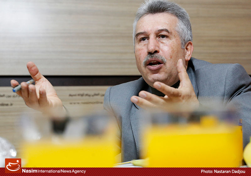 یک اقتصاددان: دولت از بودجه عمرانی کم کرده و به بودجه جاری اضافه کرده است!