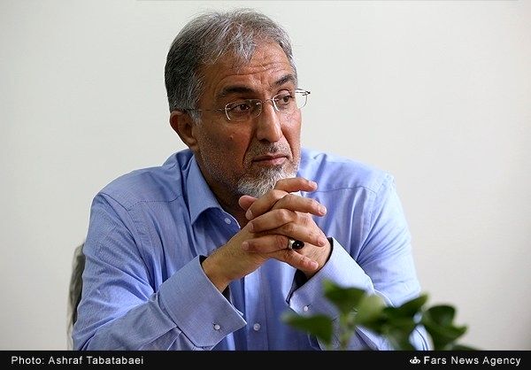 راغفر: جریان نئوکلاسیک، دهها نشریه و روزنامه  دارد و هر منتقد  این جریان بایکوت میشود