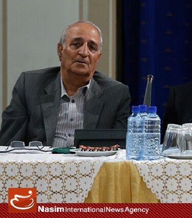 رئیس سابق دانشکده اقتصاد اصفهان: احتمال تعمیق رکود  بعد از اجرای سیاست‌های جدید دولت