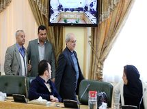 11 نکته درباره یادداشت مسعود نیلی؛ آقای مشاور آمارها را از کجا ‌می‌آورید؟