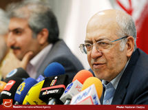 نعمت‌‌زاده: خودروسازان و قطعه‌سازان در پایین بودن کیفیت برخی خودروهای تولیدی در کشور مقصرند