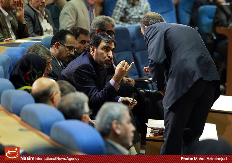 گزارش ویژه:: راز ماندگاری یک "مدیر احمدینژادی" در دولت روحانی