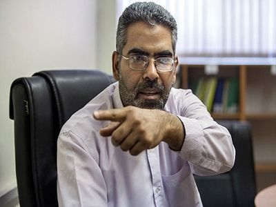 صمصامی: اگر سال گذشته بسته خروج از رکود را اجرا کردید، چرا از رکود خارج نشدیم؟