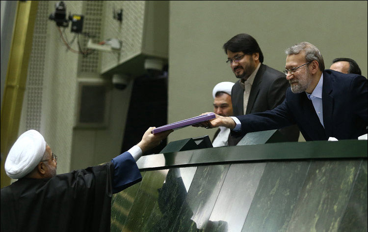 قیمت نفت در بودجه 95 احتمالا بین 40 تا 45 دلار خواهد بود