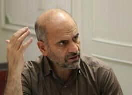 مومنی: دولت بی‌قانون شده، در ارائه برنامه ششم 3 ماه تاخیر دارد، بسته‌اش هم مشکلات اساسی دارد