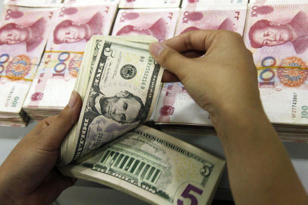 رئیس انجمن سکه و صراف تهران:  دلار به 3670 تومان رسید