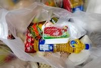 سفره کوچک‌تر، قبض‌ها بزرگ‌تر؛ بودجه خانوار زیر فشار هزینه‌های اجتناب‌ناپذیر
                                       