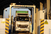 تولید ایکس‌ری داخلی برای مقابله با قاچاق کالا در مبادی مرزها ضروری است