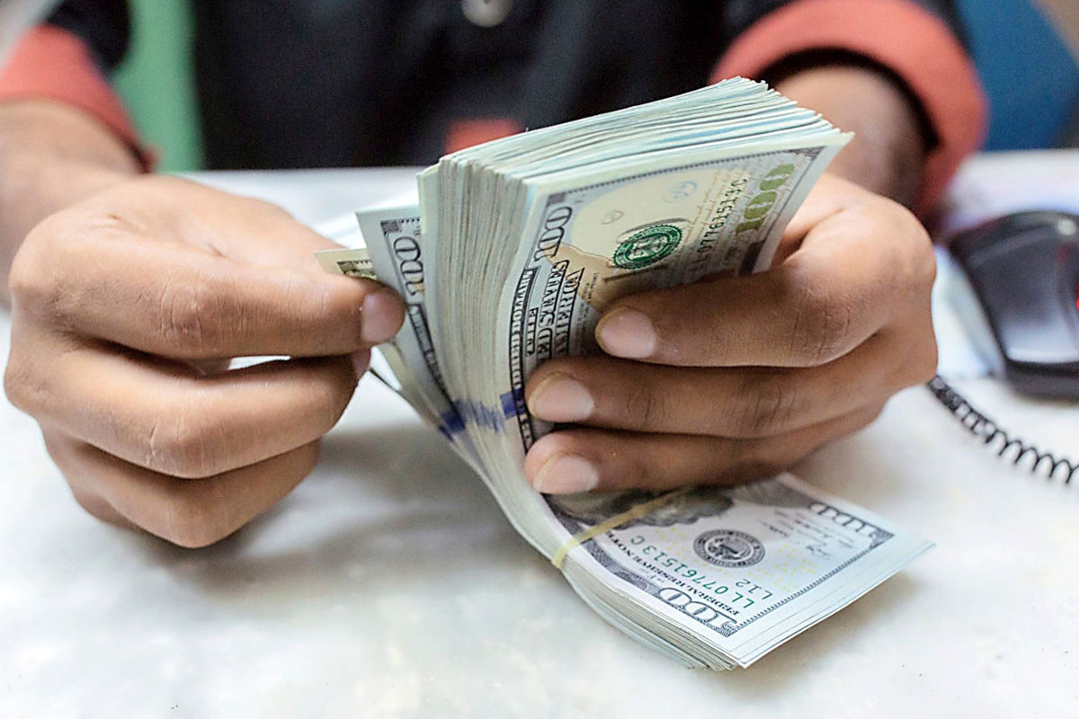 قیمت دلار امروز جمعه 5 تیر 1405