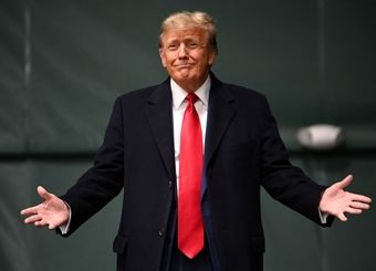 پاسخ ترامپ به اغتشاشات: تحریم ملت ایران
