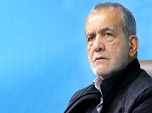 نامه جنجالی ۱۸۰ اقتصاددان به پزشکیان: بودجه نهاد‌های بی‌تاثیر را حذف کنید / دولت شجاعت به خرج دهد