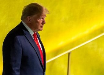 خرید مشکوک ۸۲ میلیون دلار سهام و اوراق قرضه از سوی ترامپ