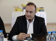 بیش از ۲۰ نهاد در حوزه خودروی کشور دخالت می‌کنند