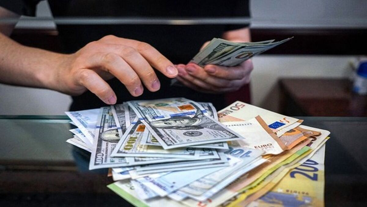 دولت به تک‌نرخی کردن ارز مکلف شد
