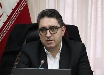 اختلاف نرخ دلار، تجارت را قفل کرده است | دلار ۱۳۰ هزار تومانی را نمی‌شود با نرخ ۸۰ هزار تومان فروخت
