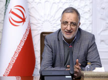 ادعای زاکانی: ۷۳۰ کیلومتر راه را در تهران کم میکنیم