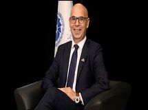به اندازه مصرف ۶۰۰ میلیون نفر محصولات آرایشی بهداشتی در انبار داریم