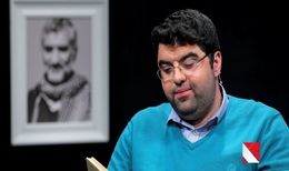 در خصوصی‌سازی نظام بانکی در واقع قدرت سیاسی را به بانک‌ها تفویض می‌کنید