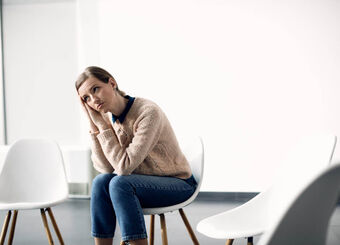 علائم افسردگی پنهان - چه زمان میفهمیم که دچار افسردگی بدون علامت شدیم؟