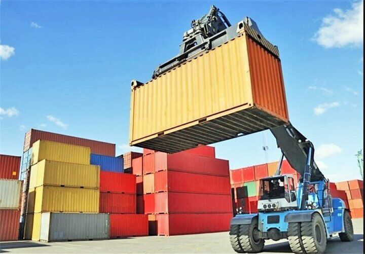 رونق ترخیص ماشین آلات و تنباکو از گمرکات آذربایجان شرقی