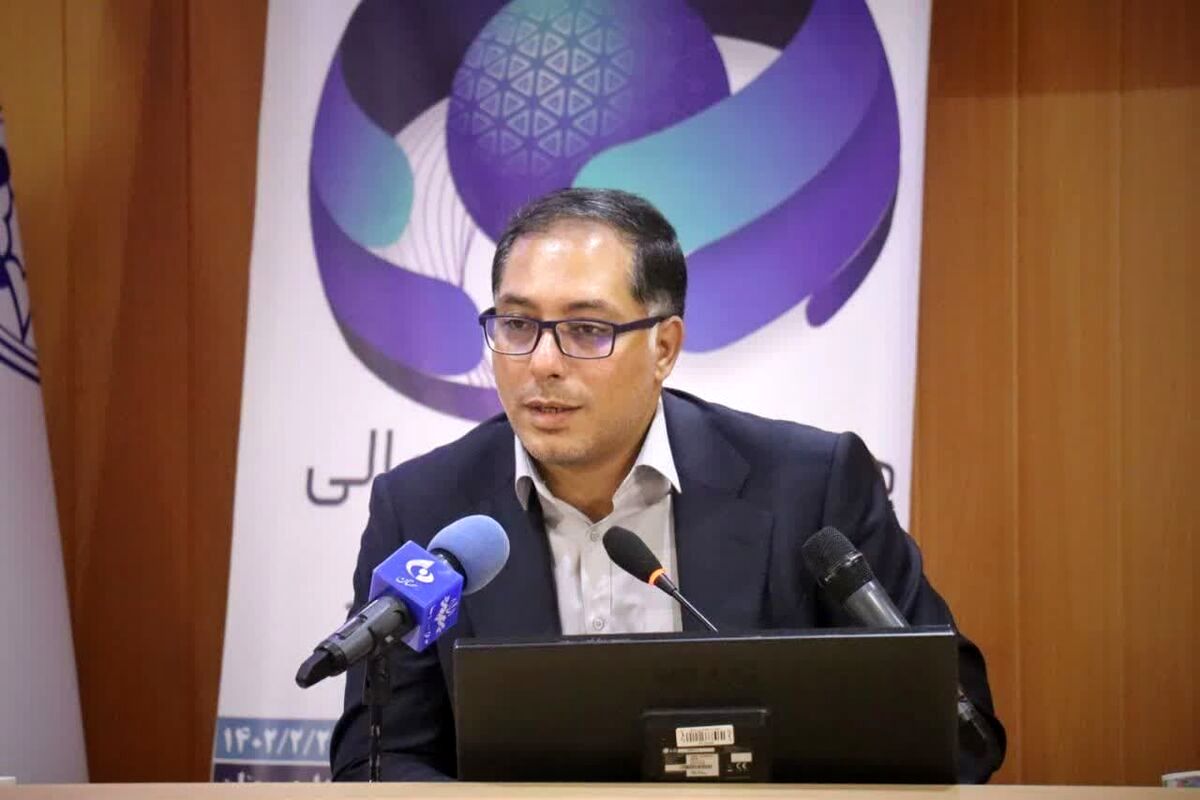 ورود بیت‌کوین به تالار شیشه‌ای؛ تصمیمی جنجالی برای بازار سرمایه
