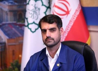 معاون رئیس جمهور با پول خودش رفت قطب و برکنار شد، وزیر راه با بیت‌المال رفت کیش و هیچ برخوردی با او نشد