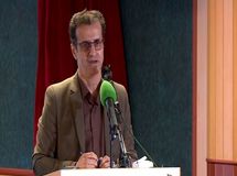 مرغ‌داران نهاده‌های دامی را با دوبرابر قیمت از بازار آزاد دریافت می‌کند 
