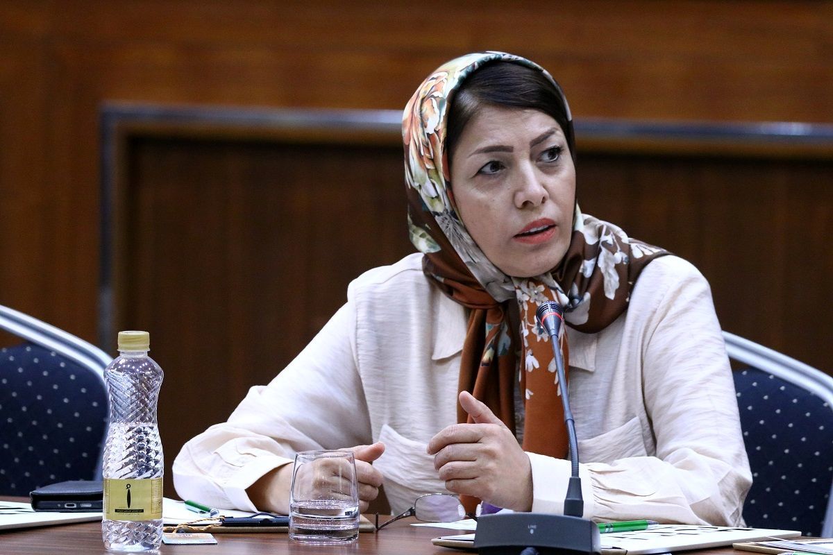 تورم مهارشدنی است/ دولت ارز و نقدینگی را کنترل کند