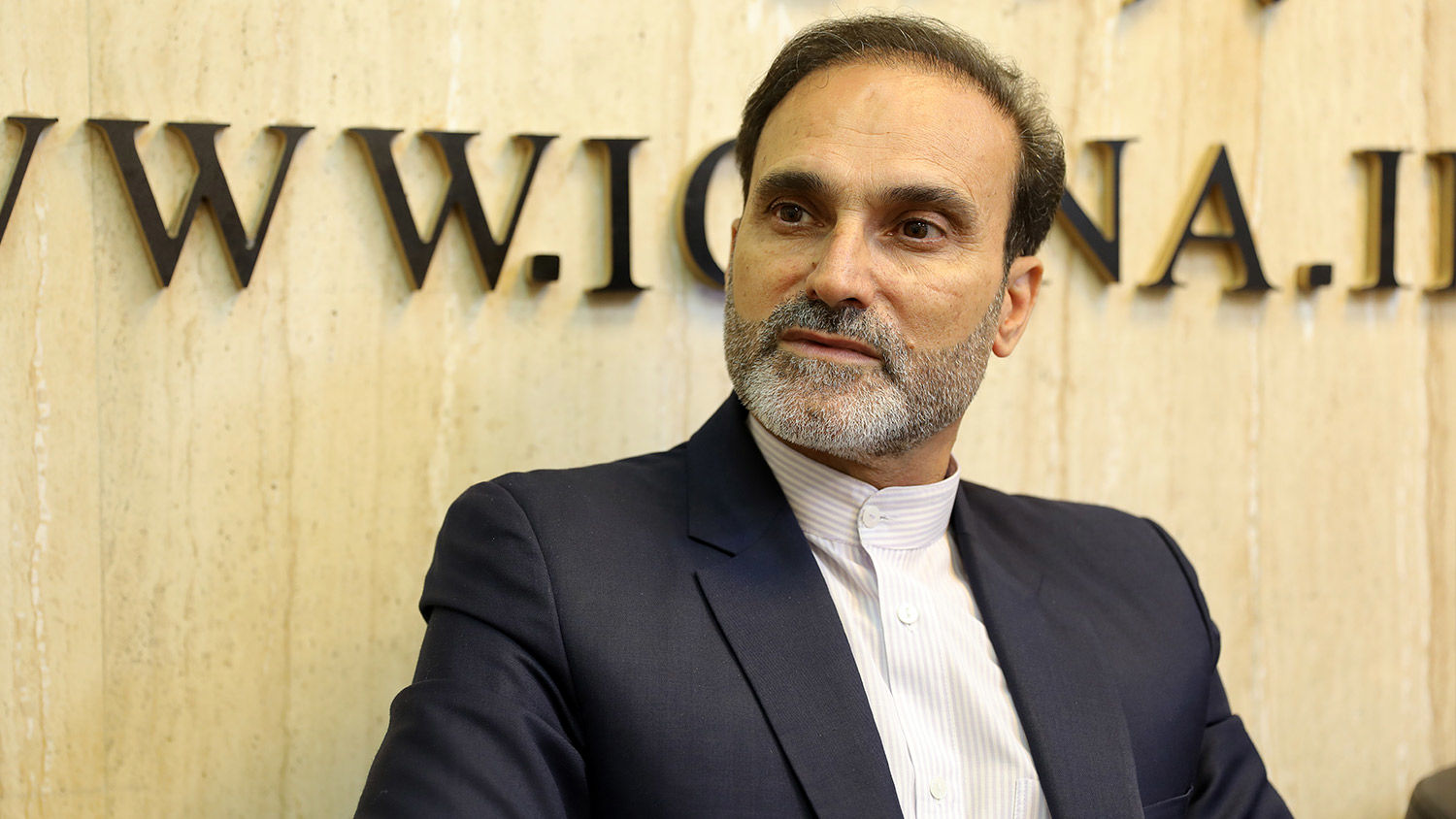 توقف سامانه مسکن‌های حمایتی مانع اخذ جریمه ۳۲۴ همتی از بانک‌ها شد
