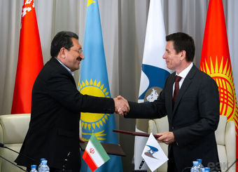 امضای نقشه راه همکاری اقتصادی بین ایران و اتحادیه اورآسیایی
